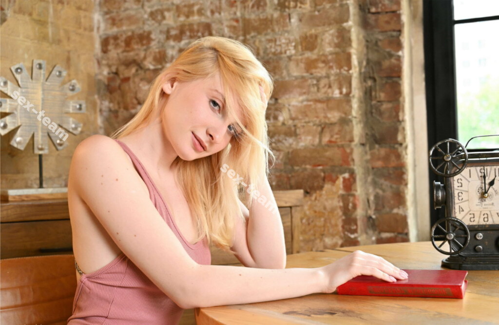 Александра